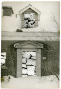 Maison-aux-ouvertures-bloquées2-midRes